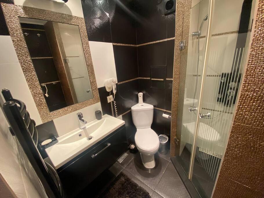 Lovely 1-bedroom With Free Parking *